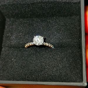 1k rose gold diamond ring
